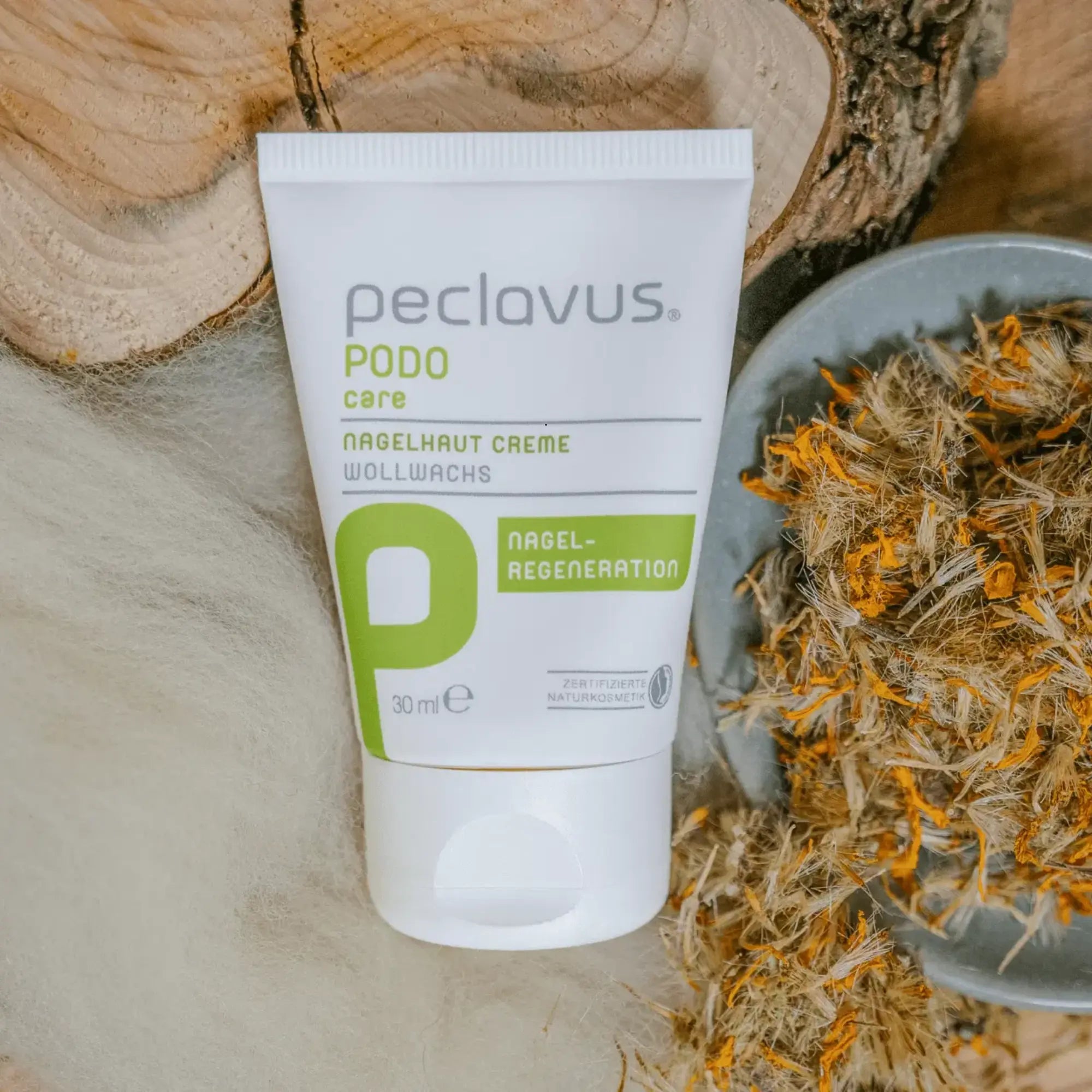 Cream to fight cuticles - Peclavus Peclavus 
